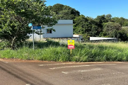 Lote/Terreno à venda, 552m² no Menino Deus, Pato Branco