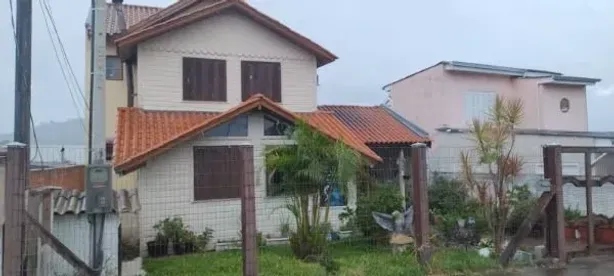 Casa com 3 Quartos à venda, 150m² no Guarujá, Porto Alegre