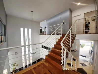Casa de Condomínio com 3 Quartos para venda ou aluguel, 450m² no Aparecidinha, Sorocaba
