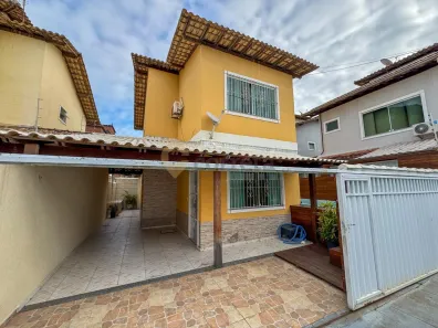 Casa com 2 Quartos à venda, 124m² no Jardim Mariléa, Rio das Ostras