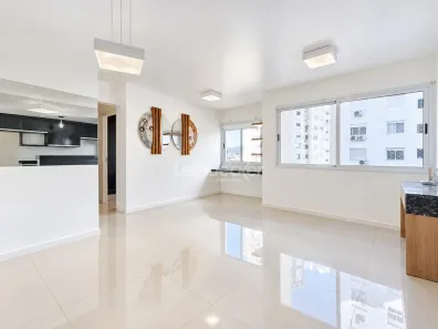 Apartamento com 2 Quartos à venda, 66m² no Vila Ipiranga, Porto Alegre