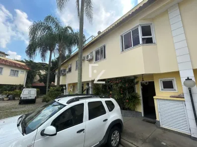 Casa de Condomínio com 3 Quartos à venda, 120m² no Taquara, Rio de Janeiro