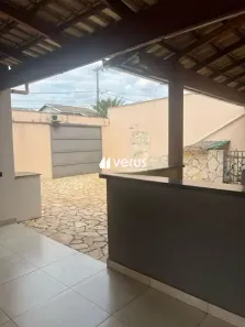 Casa com 3 Quartos à venda, 120m² no Cidade Jardim, Uberlândia