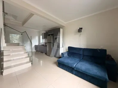 Casa com 3 Quartos para alugar, 150m² no Boa Vista, Joinville