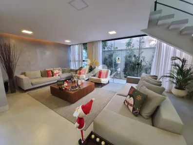 Casa com 4 Quartos à venda, 300m² no Nova Uberlândia, Uberlândia