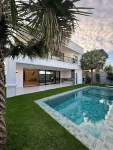Casa de Condomínio com 5 Quartos à venda, 350m² no Cidade Alpha, Eusébio