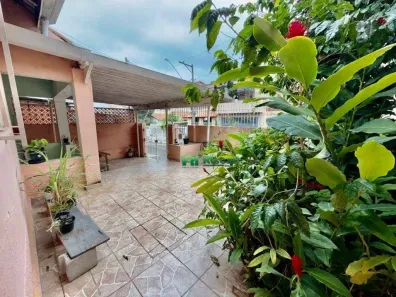 Casa com 2 Quartos para alugar, 166m² no Jardim Maria Rosa, Taboão da Serra