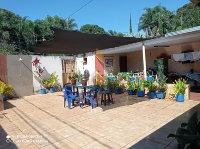 Casa com 2 Quartos à venda, 70m² no Nossa Senhora Aparecida, Uberlândia
