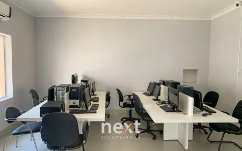 Imóvel Comercial com 4 Quartos para alugar, 409m² no Centro, Campinas