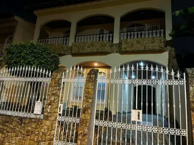 Casa de Condomínio com 4 Quartos à venda, 291m² no Vila Valqueire, Rio de Janeiro