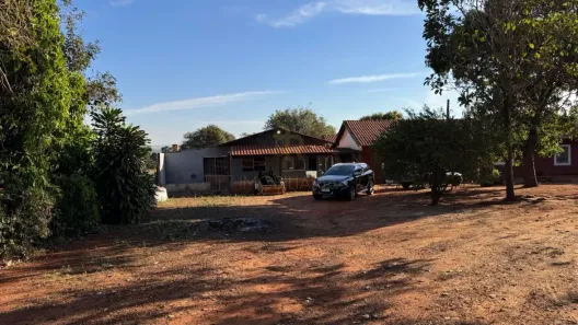 Fazenda/Sítio com 9 Quartos à venda, 350m² no Área Rural de Guatapará, Guatapará