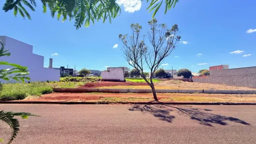 à venda, 400m² no Jardim Espanha, Maringá