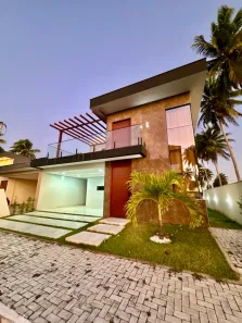 Casa de Condomínio com 5 Quartos à venda, 240m² no Cajupiranga, Parnamirim