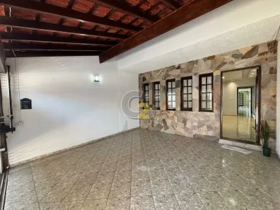 Sobrado com 3 Quartos à venda, 207m² no Conjunto Habitacional Brás Cubas, Mogi das Cruzes