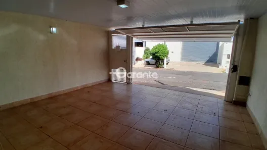 Casa com 3 Quartos à venda, 155m² no Jardim Morumbi, Marília