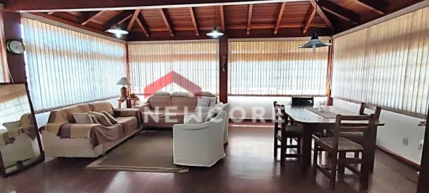 Casa com 3 Quartos à venda, 375m² no Santa Maria Goretti, Porto Alegre