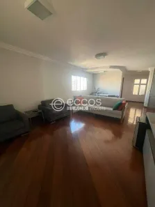 Apartamento com 3 Quartos à venda, 175m² no Martins, Uberlândia