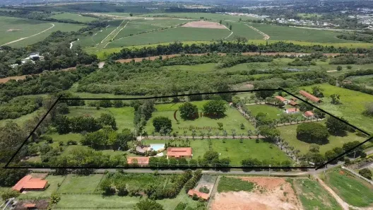 Fazenda/Sítio com 3 Quartos à venda, 250m² no Rancho Feliz, Salto