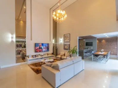 Sobrado com 4 Quartos à venda, 413m² no Cancelli, Cascavel