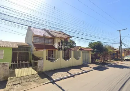 Casa com 3 Quartos à venda, 300m² no Fátima, Canoas