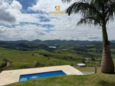 Fazenda/Sítio com 3 Quartos à venda, 1650m² no Zona Rural, Paraibuna