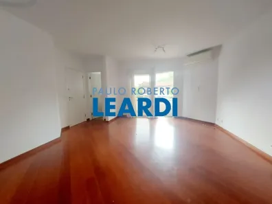 Apartamento com 4 Quartos à venda, 136m² no Vila Madalena, São Paulo