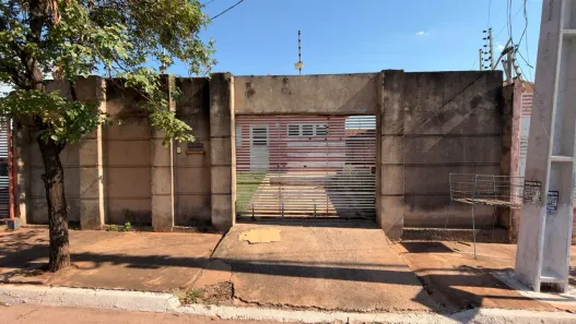 Casa com 3 Quartos para alugar, 95m² no Jardim dos Estados, Várzea Grande