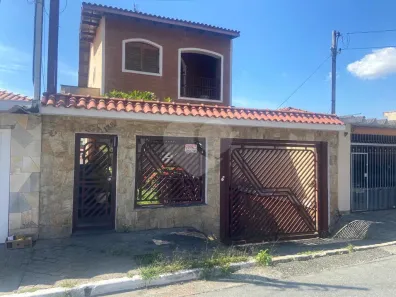 Sobrado com 3 Quartos à venda, 351m² no Bortolândia, São Paulo