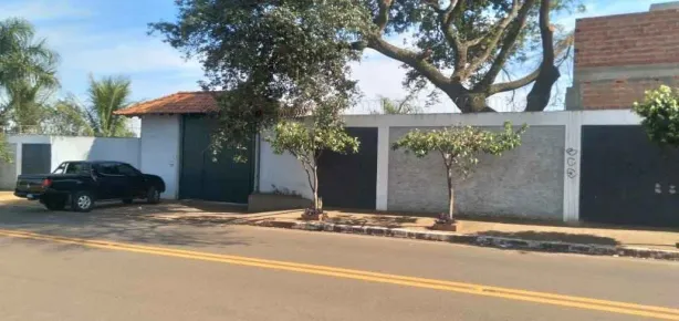 Fazenda/Sítio com 2 Quartos à venda, 600m² no Tangarás, Bauru
