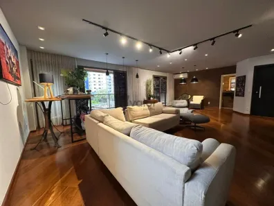 Apartamento com 4 Quartos para alugar, 235m² no Cambuí, Campinas