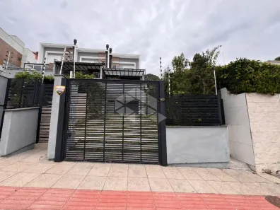 Casa para alugar, 184m² no Centro, Florianópolis