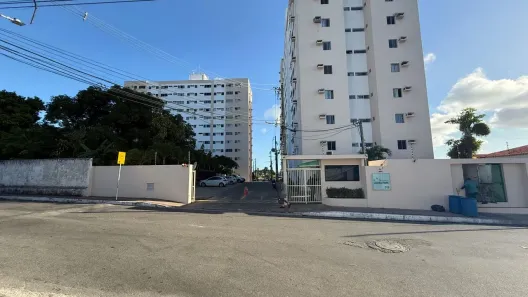 Apartamento com 2 Quartos para alugar, 52m² no Serraria, Maceió