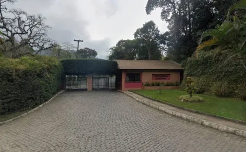 Lote/Terreno à venda, 1296m² no Parque do Imbui, Teresópolis