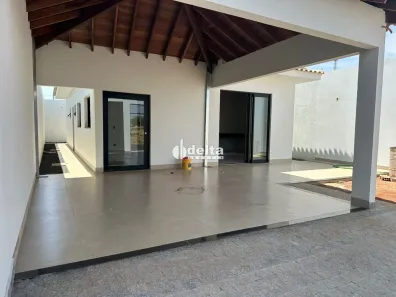 Casa com 3 Quartos à venda, 120m² no Aclimação, Uberlândia