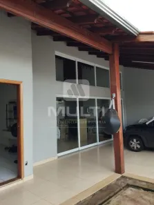 Casa com 3 Quartos à venda, 200m² no Pampulha, Uberlândia