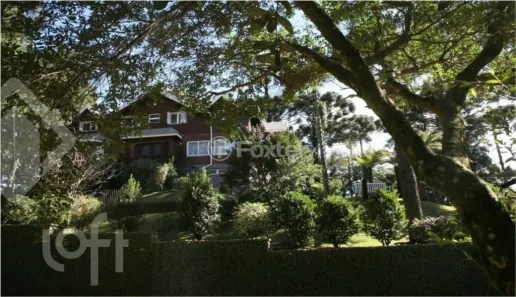 Casa com 5 Quartos à venda, 700m² no Tres Pinheiros, Gramado