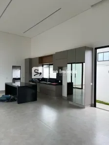 Casa com 4 Quartos à venda, 230m² no Jardim Botânico, Uberlândia