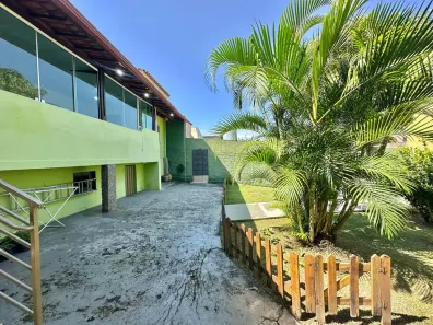 Casa com 2 Quartos à venda, 110m² no Jardim Laguna, Contagem