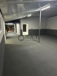 Galpão/Depósito/Armazém para alugar, 350m² no Vila Barão, Sorocaba