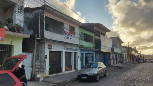 Sala Comercial à venda, 830m² no Jacintinho, Maceió