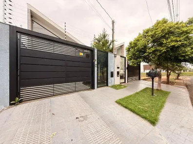 Casa com 3 Quartos para alugar, 114m² no Jardim Monte Rei, Maringá