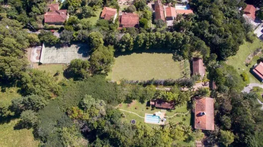 Fazenda/Sítio com 6 Quartos à venda, 800m² no Abadia, Louveira