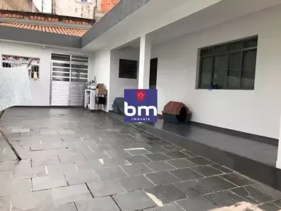 Casa com 3 Quartos para alugar, 150m² no Chácara Santa Maria, São Paulo