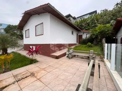 Casa com 3 Quartos para alugar, 150m² no Carvoeira, Florianópolis