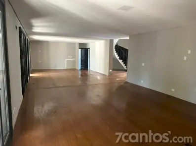 Casa com 3 Quartos para alugar, 383m² no Alto de Pinheiros, São Paulo