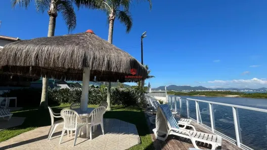 Apartamento com 2 Quartos à venda, 69m² no Ponta das Canas, Florianópolis