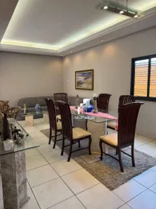 Casa com 5 Quartos à venda, 300m² no Vermelha, Teresina