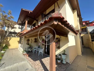 Casa com 4 Quartos à venda, 291m² no Agriões, Teresópolis