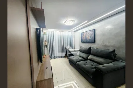 Casa com 2 Quartos à venda, 105m² no Parque Xangri-Lá, Contagem