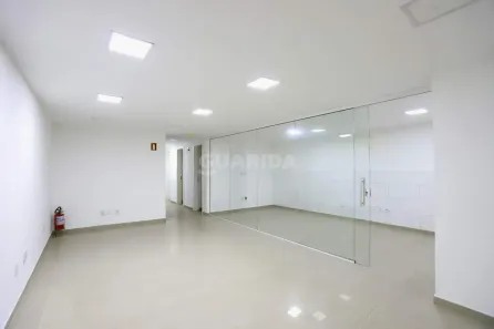 Ponto Comercial para alugar, 371m² no Azenha, Porto Alegre